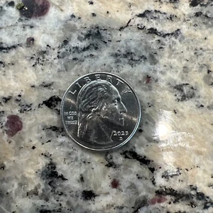 ERROR - 2023 D - Jovita Idar Women's Quarter Reads “In Cod We Trust” Cross Mark - Picture 1 of 2