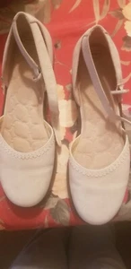 Rockport Beige Suede Mary Jane Size 8 - Picture 1 of 7
