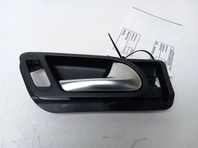 2009 - 2017 VOLKSWAGEN TIGUAN FRONT PASSENGER INTERIOR DOOR HANDLE - Image 1 of 4