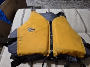 MTI Expedition Canoeing Kayaking Sailing Life Vest - Size Large/ XL Adult yellow - Picture 1 of 5
