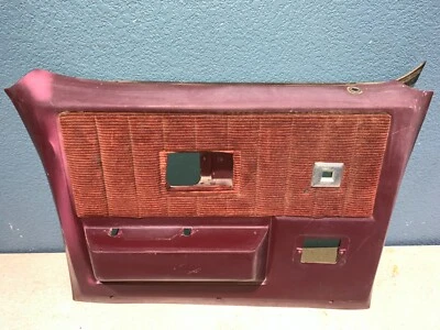 81 82 83 84 85 86 87 88 89 90 91 Panel puerta suburbano lado conductor trasero izquierdo  Foto 1 de 3