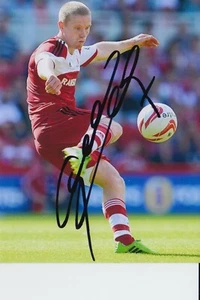 GRANT LEADBITTER HAND SIGNED 6X4 PHOTO - FOOTBALL AUTOGRAPH - MIDDLESBROUGH. - Picture 1 of 1