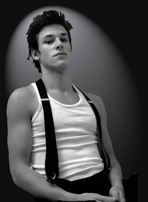 PHOTOG N&B GASPARD ULLIEL (P1) FORMAT 20X27 CM