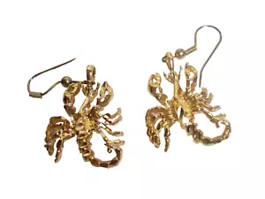 Vintage Gold Tone Metal Scorpion Dangle Pierced Earrings - Picture 1 of 4