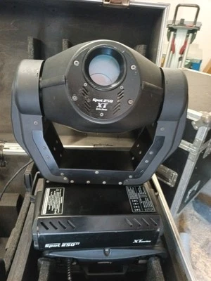 2 Stück Moving Head Spot Robe XT 250 Mit Case, Voll Funktion , Bitte Lesen !! - Bild 1 von 4