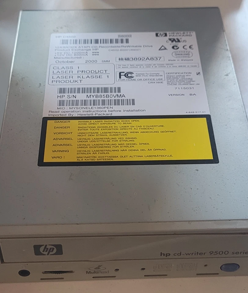 Unidad de CD-RW interna IDE HP 9500 serie multi lectura sin probar como está pieza Foto 1 de 4