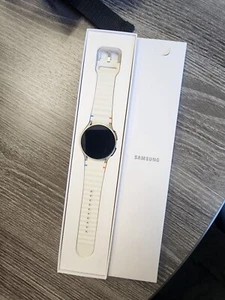 montre connectée samsung galaxy 7 44mm lte - Photo 1 sur 2