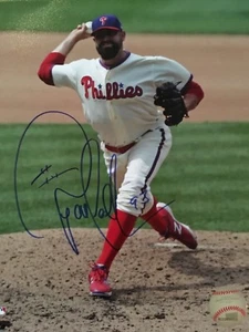 Foto firmada por Pat Neshek con licencia 8X10 Philadelphia Phillies - Imagen 1 de 1