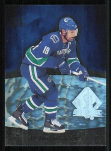 2007-08 SP Authentic Holoview FX #FX18 Markus Naslund - Picture 1 of 2