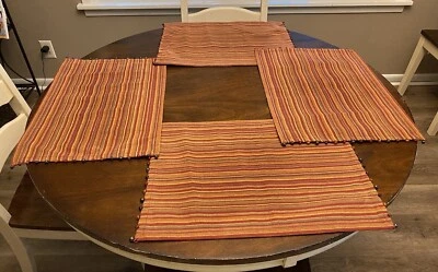 4 Pier 1 Importações Placemats listrados picantes com miçangas 19" X 14" 100% algodão design boho - Imagem 1 de 4