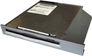 Samsung SFD-321S /LG2 FSJ1 P4LM035728 Compaq Spare 251349-001 Floppy Disc Drive - Picture 1 of 3