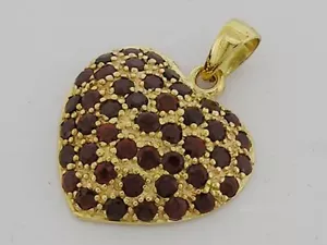 P043 - Colgante Corazón Genuino Oro Amarillo Sólido 9 quilates NATURAL Pavimentado Granate AMOR - Imagen 1 de 4