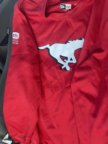 New Era Kobe Williams #0 Player Worn Calgary Stampeders Sideline Hoodie Large Cover