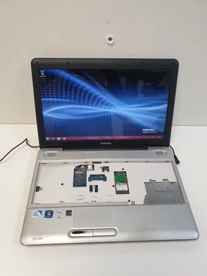 Toshiba Satellite L500-1XL Celeron 2.20GHZ 2GB 160GB HDD 15.4" - Image 1 of 4
