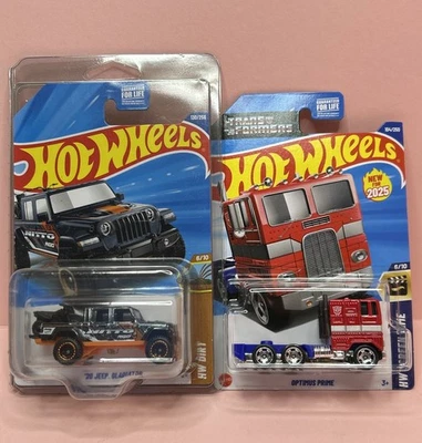 Jeep Gladiator Hot Wheels SUPER TH - 20 con protector + Optimus Prime Foto 1 de 4