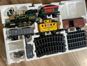Coastal Express 33pc G Gauge Train Set Remote Control-Sounds-Smoke - Picture 1 of 22