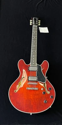 Guitarra clásica semi hueca Eastman T386 con estuche Foto 1 de 4