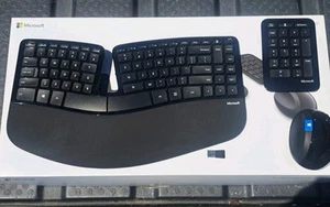 Microsoft L5V-00001 Sculpt Ergonomic Desktop - Keyboard And Mouse, 10 Key, USB - Photo 1/11