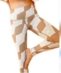 Aerie Chill Play Move Printed High Rise Leggings White Tan Sz L - Picture 1 of 7