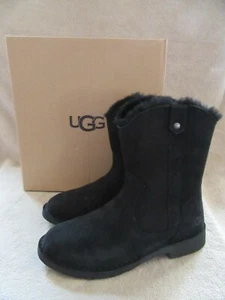 UGG Australia Larker Black Suede Leather & Wool Boots Shoes US 9 EUR 40 NWB  - Picture 1 of 8