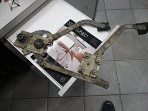 1959 Rolls Royce Silver Cloud 1 Rf Manual Window Regulator Right Front - Picture 1 of 3