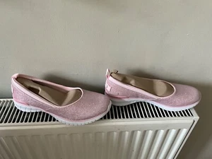Pink glitterConcept 3 by Skechers Women's Liana Fashion Slip-on Sneaker - Size 5 - Picture 1 of 7
