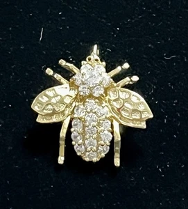 Vintage Bumblebee Gold Tone Rhinestone Pin Brooch Pendant  - Picture 1 of 3