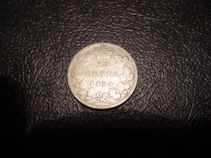 1899 CANADA SILVER 10 CENTS! - LARGE 99 - Picture 1 of 2