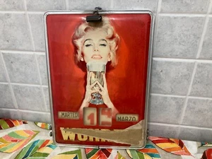 CALENDARIO PERPETUO MECCANICO PUBBLICITARIO BIRRA WUHRER MARILYN MONROE.??? - Picture 1 of 12