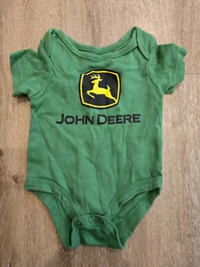 John Deere Traktor Logo grün Baby Einteiler Anzug - Größe 3-6 Monate - Bild 1 von 4