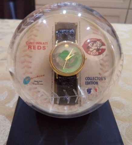 Cincinnati Reds 3D Holographic Wrist Watch Mr. Red Baseball New Cover