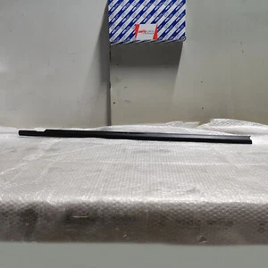 GUARNIZIONE PORTA LATERALE ANTERIORE DX ESTERNO FIAT MULTIPLA ORIGINALE 51758059 - Picture 1 of 7