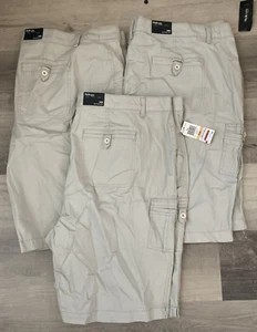 Lot of 3 Style & Co. Bermuda Light Gray Cargo Outdoor Travel Relax Shorts Sz 24W - Picture 1 of 18