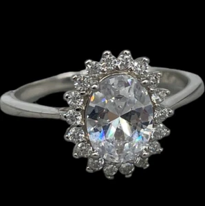 Anello da donna in argento 925 ovale elegante Misura 16 puntoluce Luxury vistoso - Foto 1 di 10
