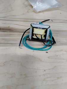 Hammonds 166G10 transformer - Picture 1 of 3