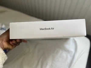 MacBook Air (13 Inch) M1 2020 - Photo 1/14