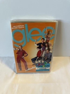 Brand New -- Glee: The Complete Second Season Six-disc Dvd Set Speacial Features - Image 1 of 2