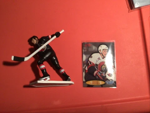 1997 LOOSE STARTING LINEUP LOOSE SLU FIGURE DANIEL ALFREDSSON OTTAWA SENATORS Cover