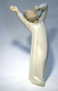 LLADRO DESPERTAR NIÑO BOSTEZANDO 4870 - Imagen 1 de 6