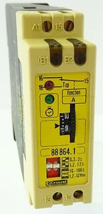 CROUZET 88 864.1 Zeitrelais Time Relay Relais 0,3s...12min 110-220V~ 88 864 101 - Bild 1 von 8