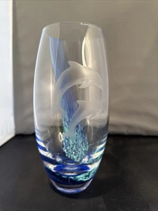 Vintage 90’s Lenox Blue Paradise Etched Dolphin Blown Art Glass Vase Scotland - Picture 1 of 5