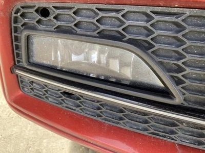 Passenger Corner/Park Light Fog-driving With S Line Fits 13-16 AUDI A4 1861961 - Image 1 of 4