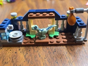 LEGO 30382 Jurassic World: Baby Velociraptor Laufstall - gebraucht, wie besehen - Bild 1 von 7