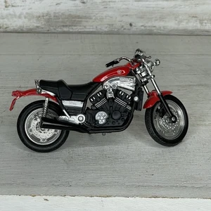 Maisto Yamaha V-MAX 1:18 Motorcycle Red Plastic Diecast - GC - Picture 1 of 11