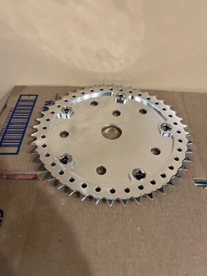 💚NUEVO 44T Piñón Diamante Trasero Schwinn TORKER Propulsor Casno Rojizo Mangosta DG PK Foto 1 de 2