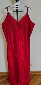 Vintage Jaclyn Smith 3X V-Neck Adjustable Straps Red Heart Design Nightgown