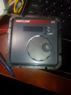 WATLOW CV SERIES TEMPERATURE CONTROLLER CVC1KHOOOOO425A - Image 1 of 4