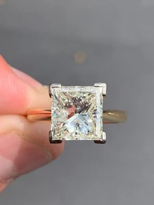18ct gold diamond 5.01ct princess cut solitaire engagement ring boxed - Picture 1 of 9