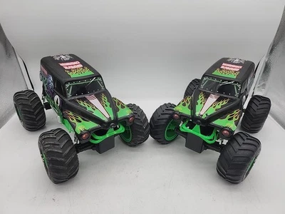 Lot of 2 Monster Jam Spin Master Large Grave Digger RC Trucks BKT Tires 66801 - Image 1 of 4