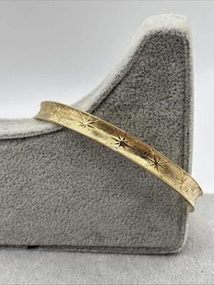 Подписанный браслет Sarah Coventry золотистый винтажный офорт, звезда ̼ 9 дюймов - Изображение 1 из 4